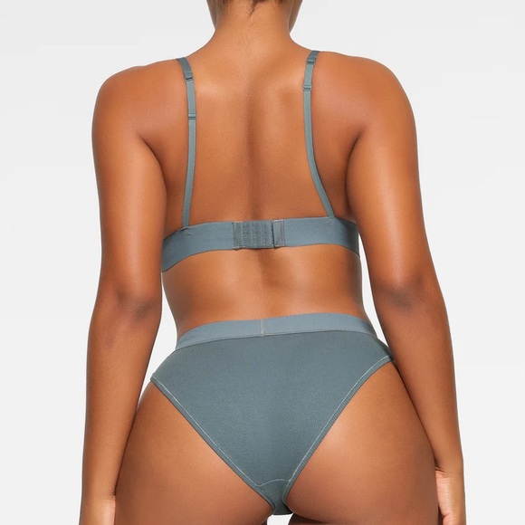 Skims Cotton Rib Plunge Bralette - Picture 4 of 7